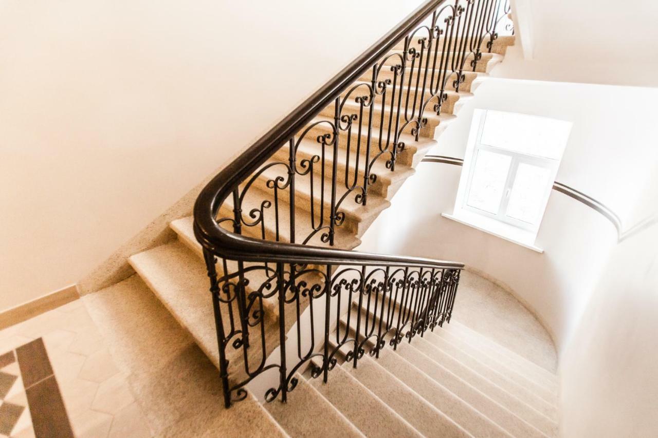 Stylish Studio Close To City Center, Cafes & Parks & Local Dining Riga Ngoại thất bức ảnh